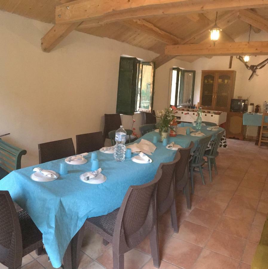 Agriturismo Fattoria Del Colle ليسي المظهر الخارجي الصورة