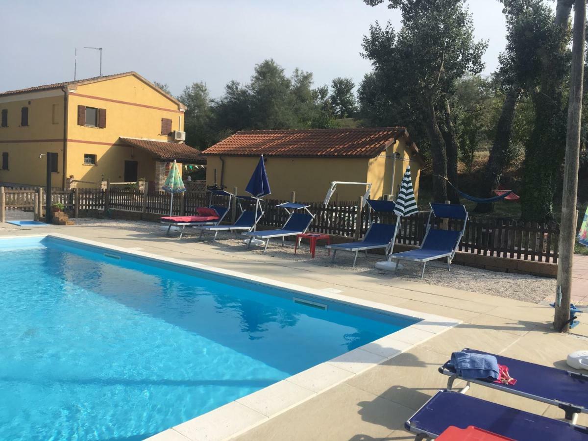 Agriturismo Fattoria Del Colle ليسي المظهر الخارجي الصورة