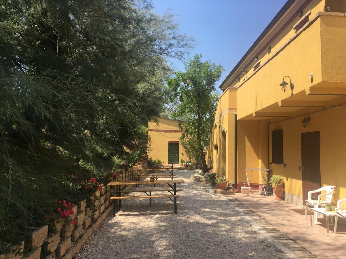 Agriturismo Fattoria Del Colle ليسي المظهر الخارجي الصورة